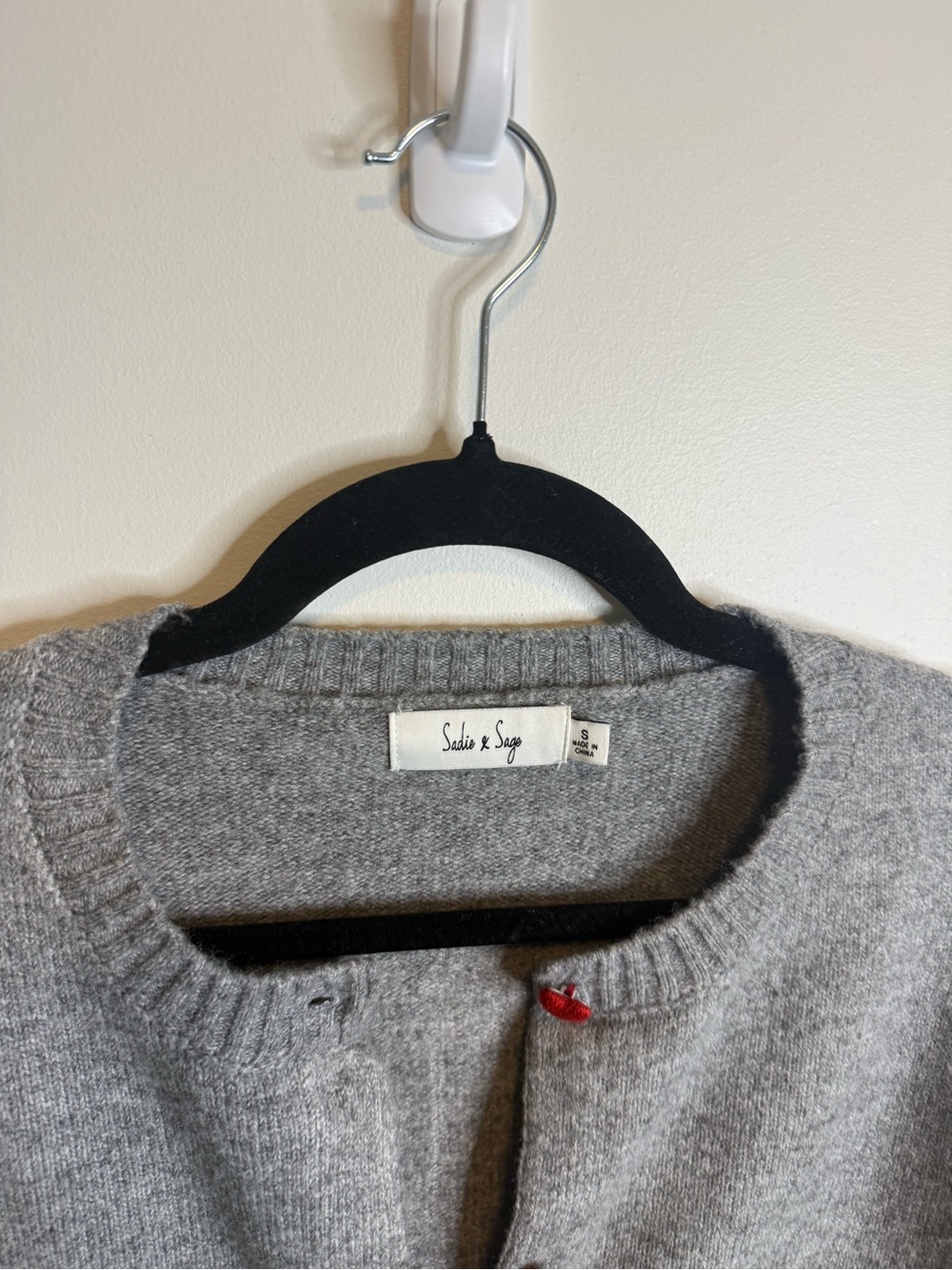 Sadie & Sage gray Cardigan with Red Heart Buttons size small - Picture 3 of 6
